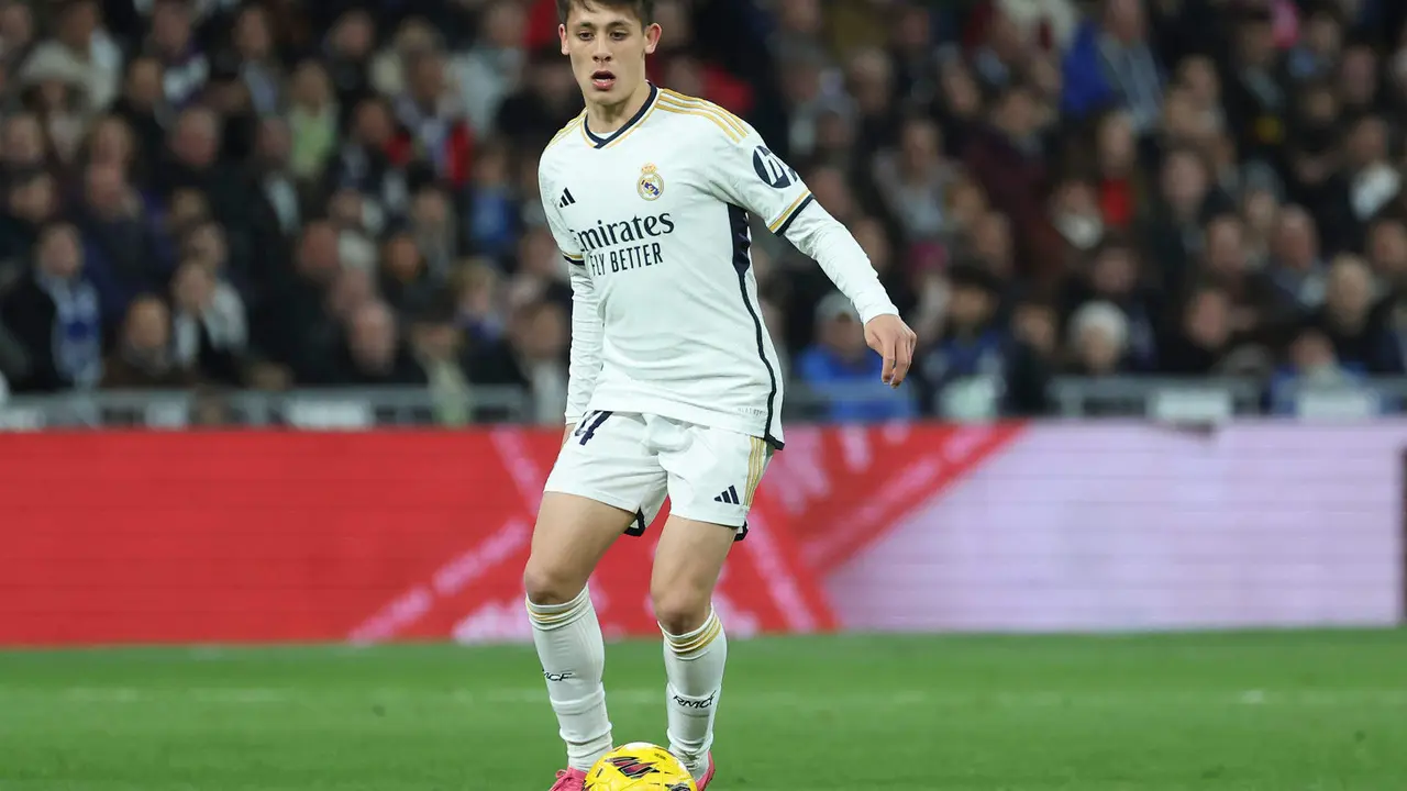 Arda Guler, en una foto de archivo con el Real Madrid. EFE / Kiko Huesca.