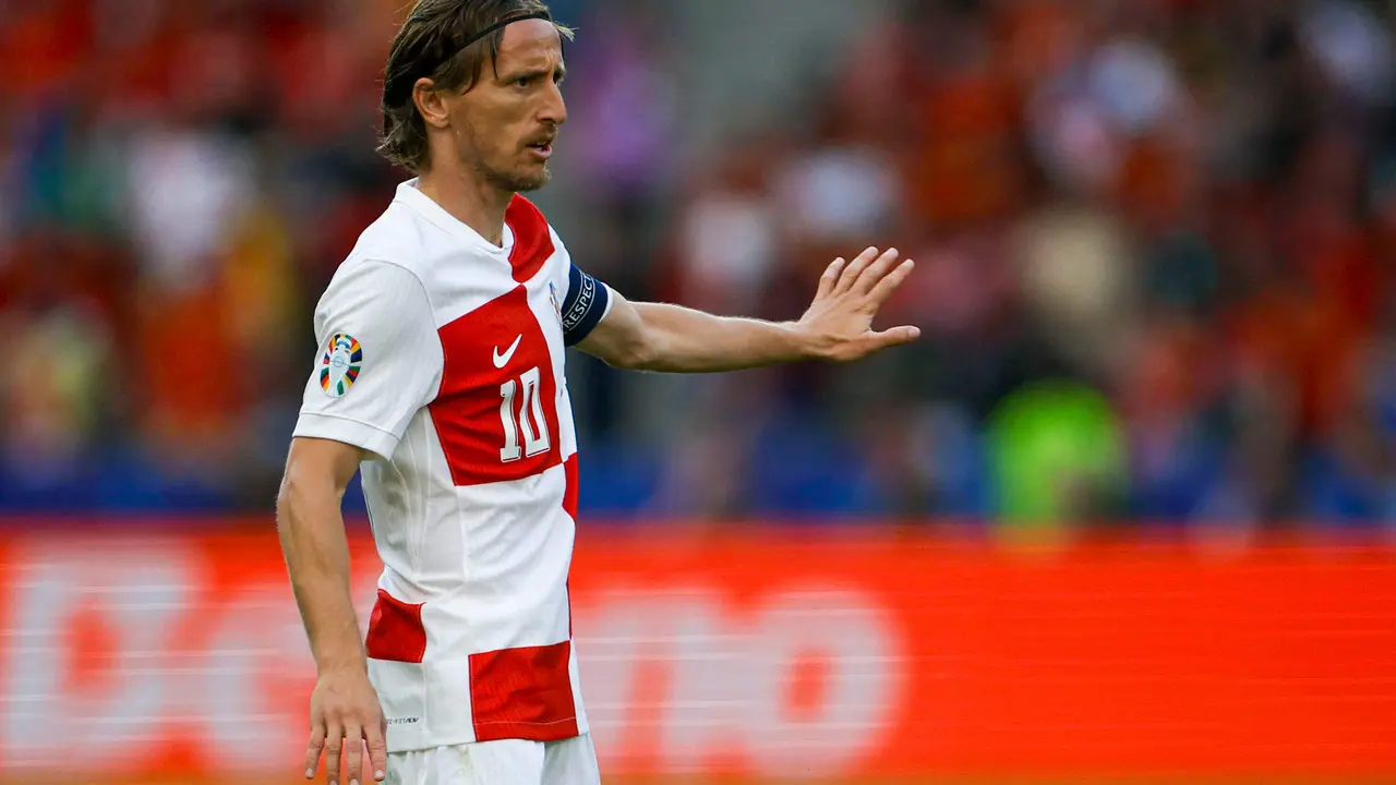 El centrocampista de la selección croata Luka Modric reacciona durante el partido del grupo B de la Eurocopa 2024 entre España y Croacia, en el Estadio Olímpico de Berlín, Alemania. EFE/Alberto Estévez