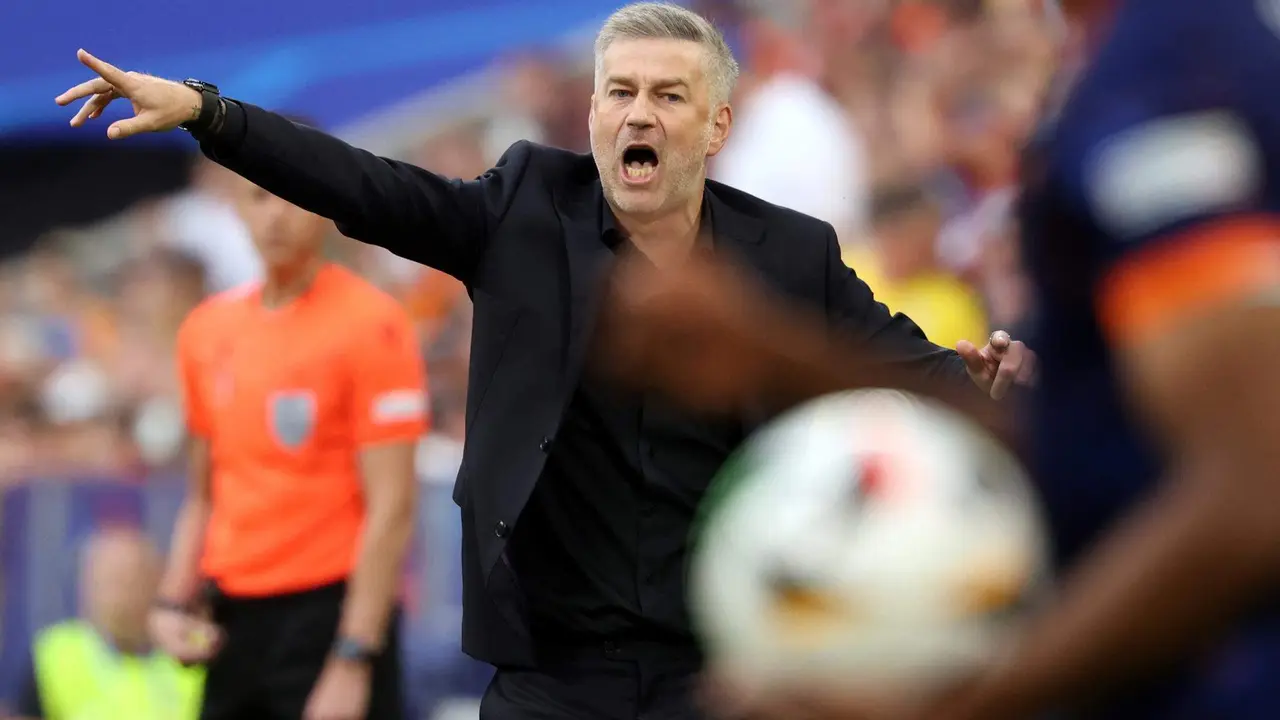 Edward Iordanescu, seleccionador de Rumanía, en Múnich, (Alemania) EFE/EPA/FRIEDEMANN VOGEL