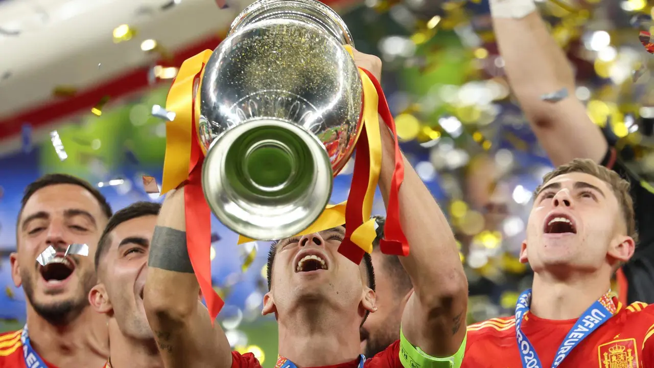 Alvaro Morata tras el encuentro correspondiente a la final de la Eurocopa que disputaron Inglaterra en el Estadio Olímpico de Berlín. EFE/EPA/FRIEDEMANN VOGEL